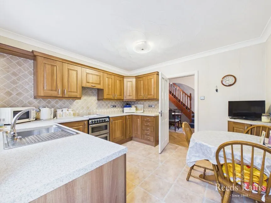 Chingford Grove, Stockton-on-Tees, Durham, TS19, photo 2