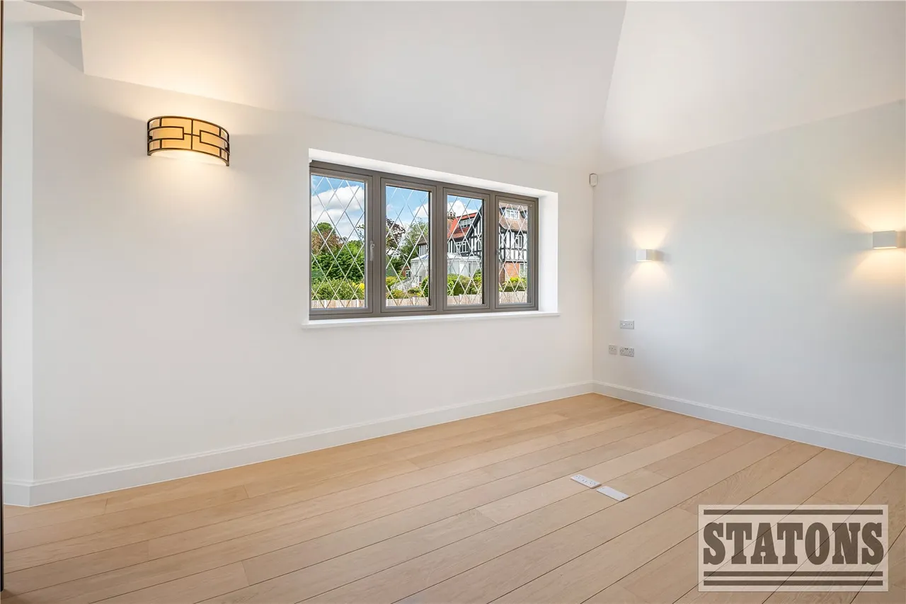 Westwood Close, Potters Bar, Hertfordshire, EN6 1LH, photo 20