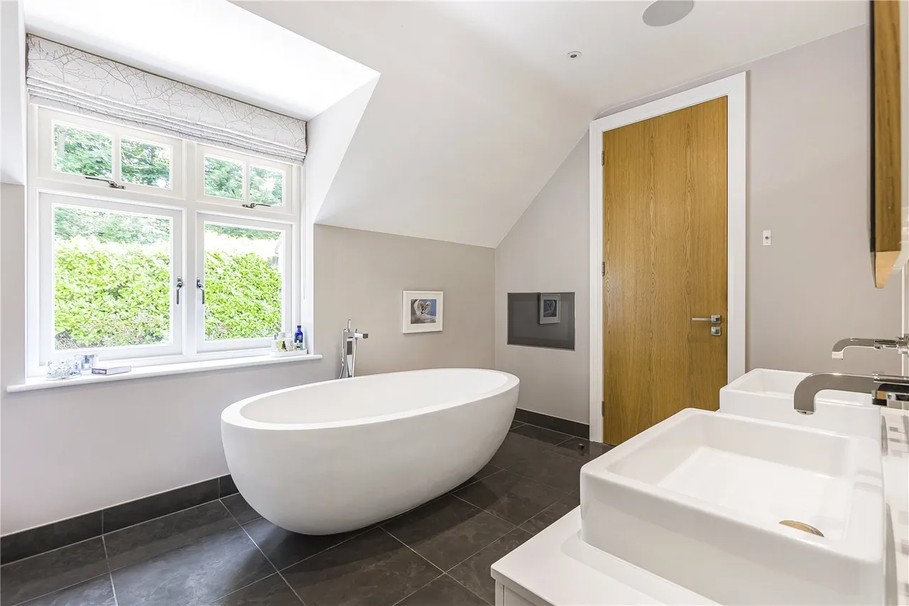 Vineyards Road, Northaw, Potters Bar, Hertfordshire, EN6 4PF, photo 20