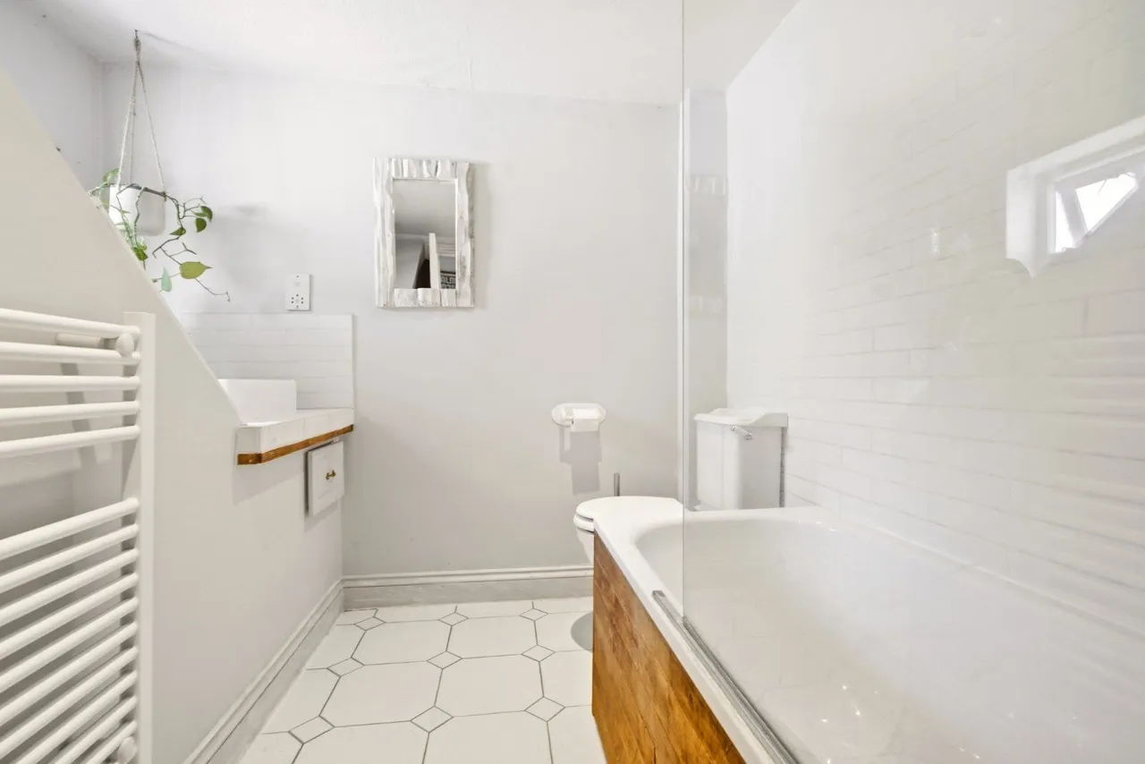 Portland Street, St. Albans, AL3, photo 11