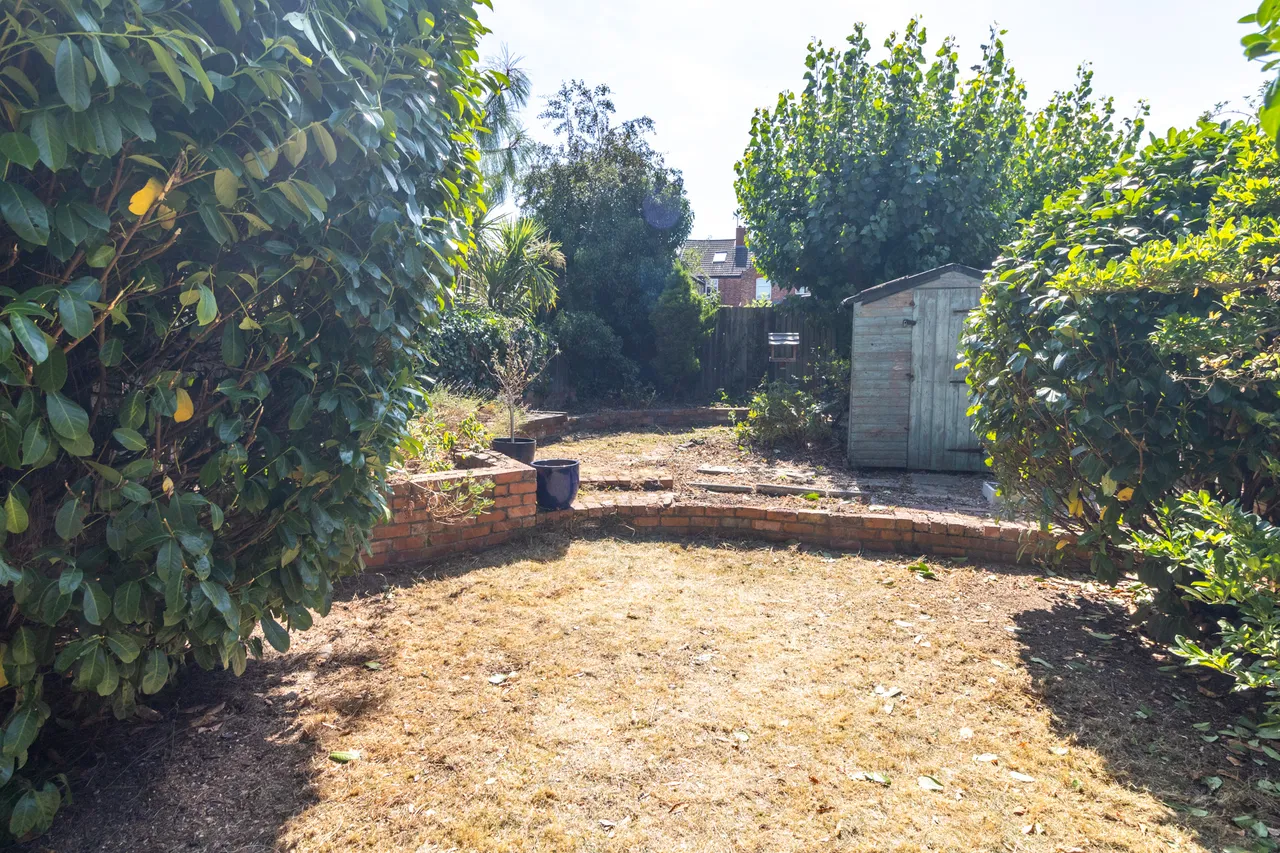 Belvoir Drive, Leicester, Leicester, LE2 8PB, photo 25