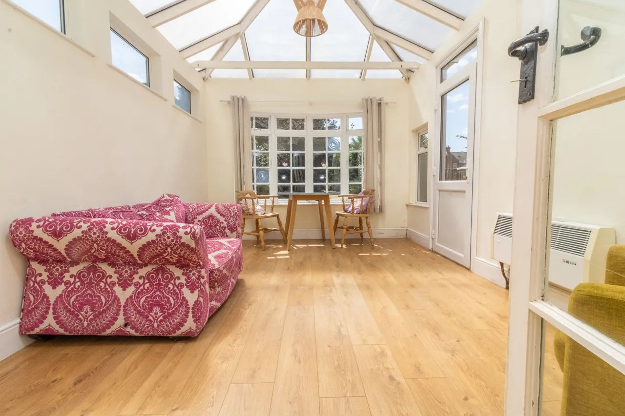 Belvoir Drive, Leicester, Leicester, LE2 8PB, photo 11