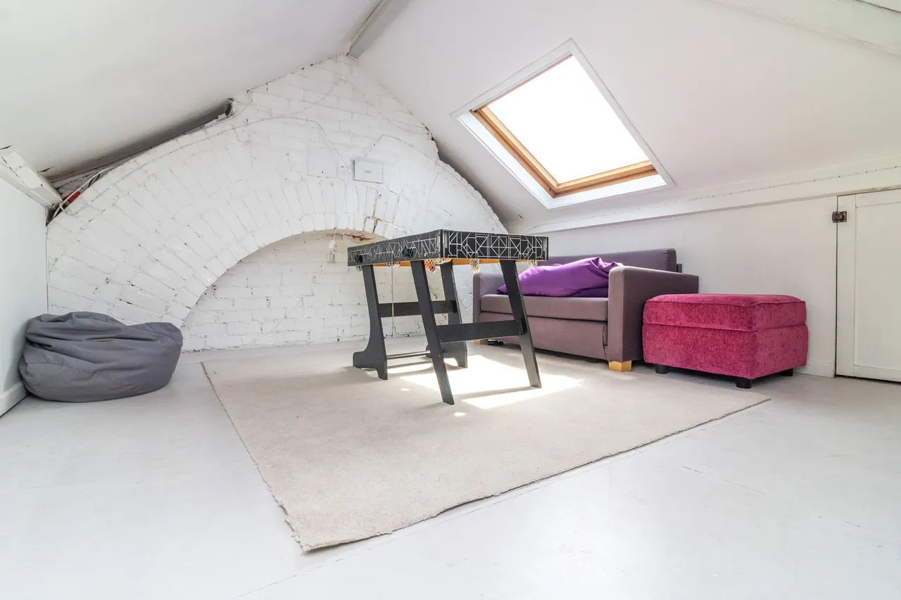 Belvoir Drive, Leicester, Leicester, LE2 8PB, photo 20