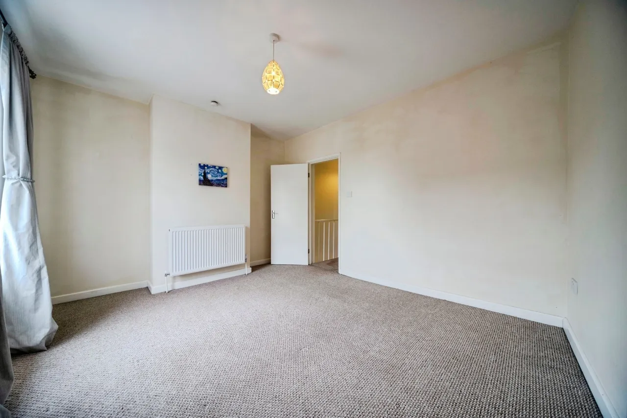 Victoria Road, Bletchley, Milton Keynes, Buckinghamshire, MK2, photo 9