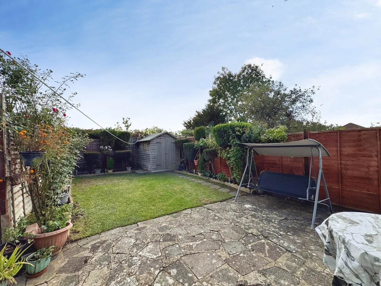 Abbots Road, Edgware, HA8, photo 5
