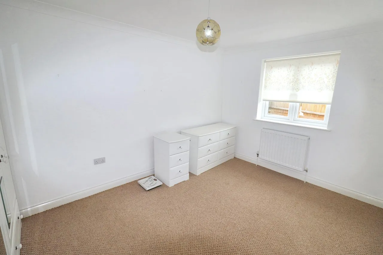 Park Close, Spalding, PE11, photo 5
