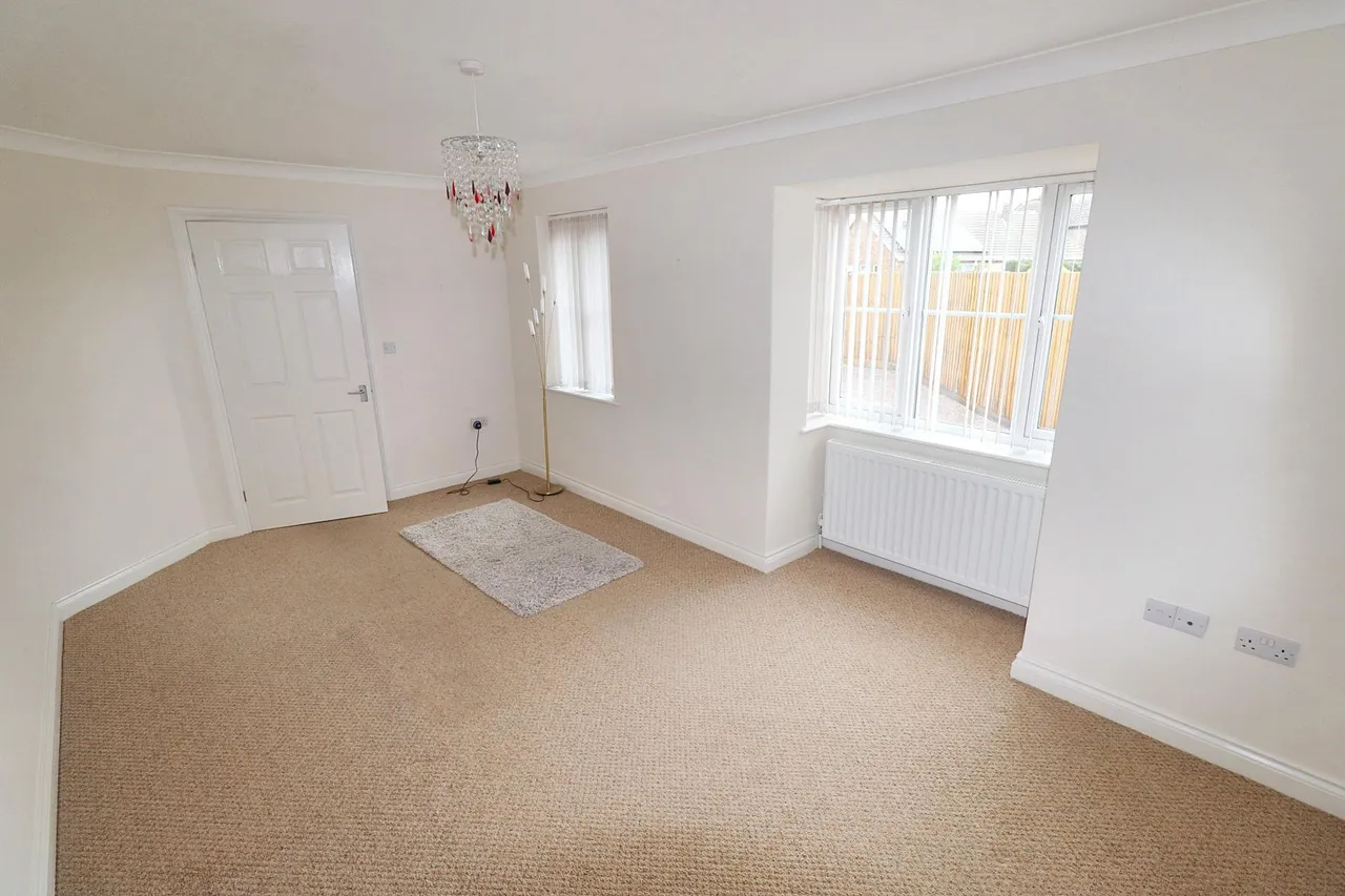 Park Close, Spalding, PE11, photo 3