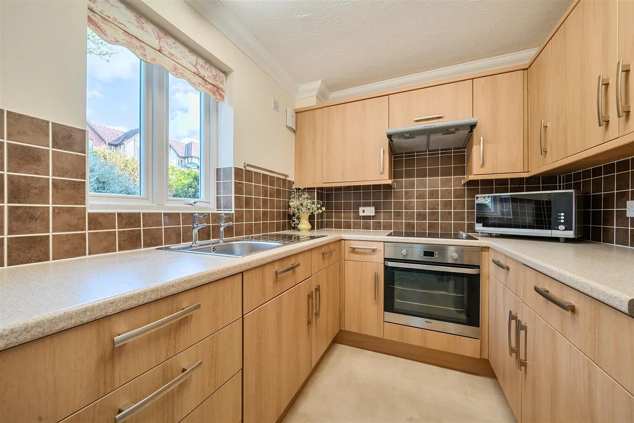 Howsell Road, Malvern, WR14, photo 5