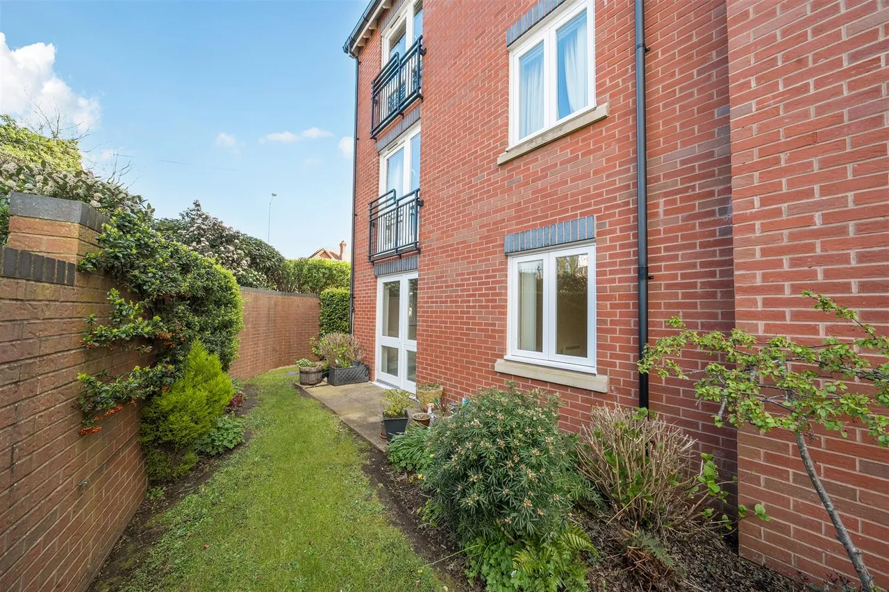 Howsell Road, Malvern, WR14, photo 11