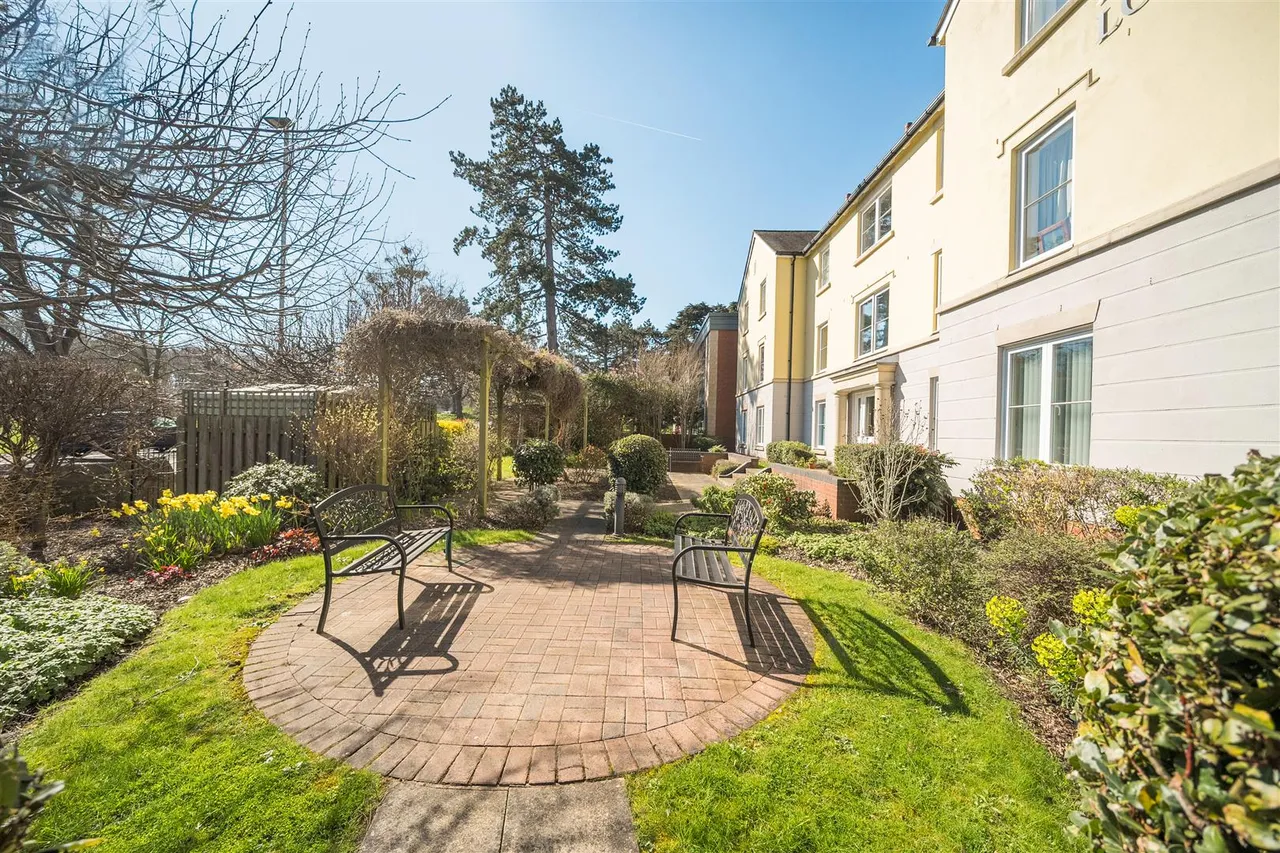 Howsell Road, Malvern, WR14, photo 15