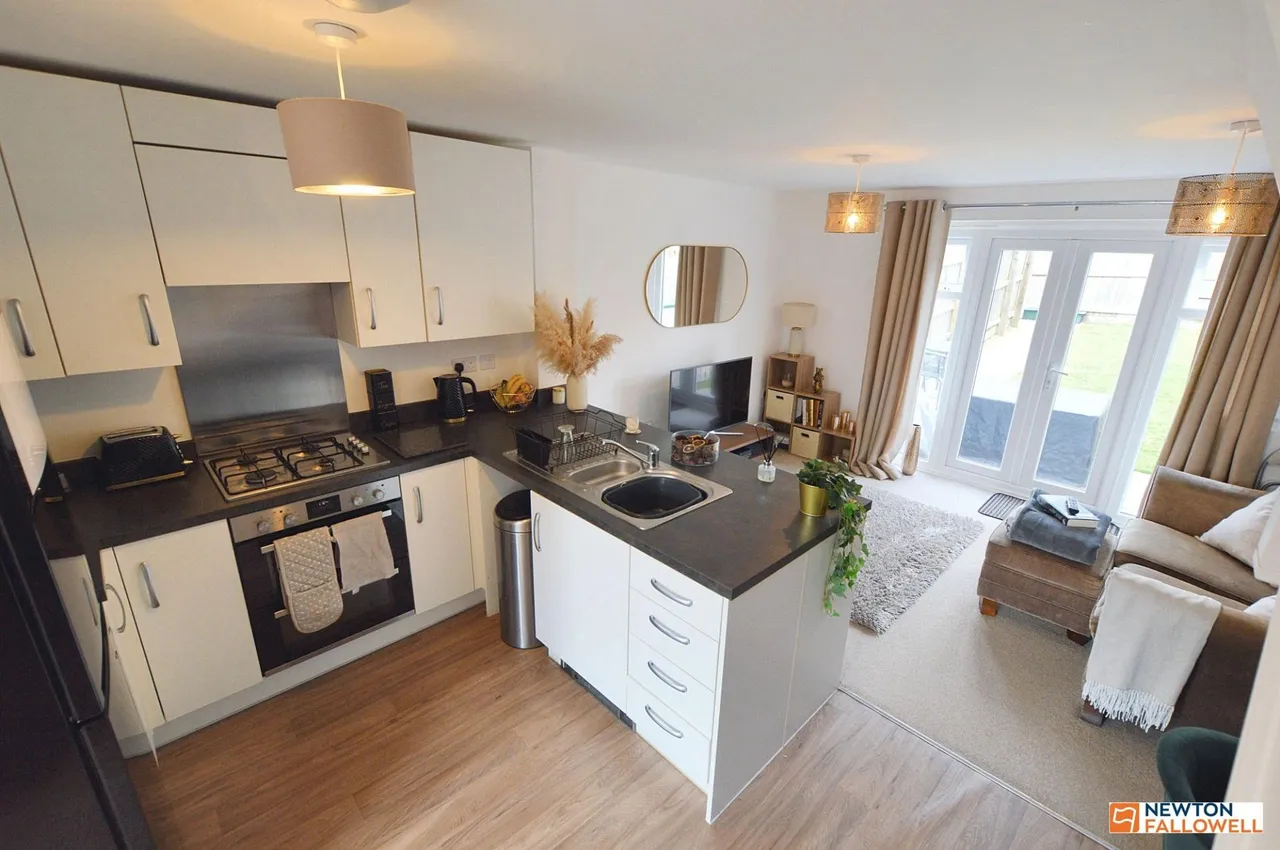 Great Leighs, Bourne, PE10, photo 4