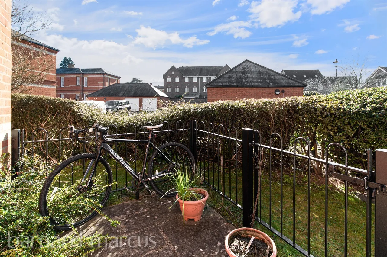 Sandy Mead, EPSOM, photo 12