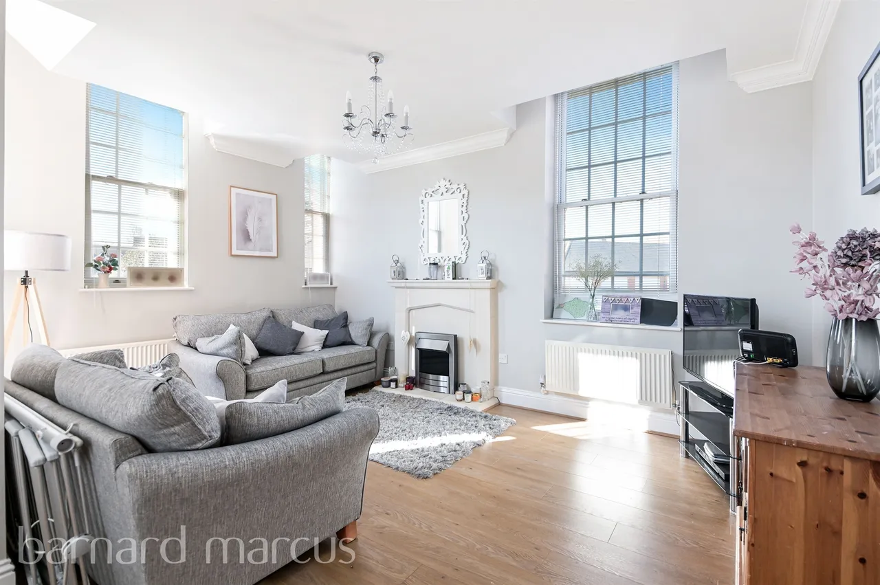 Sandy Mead, EPSOM, photo 4