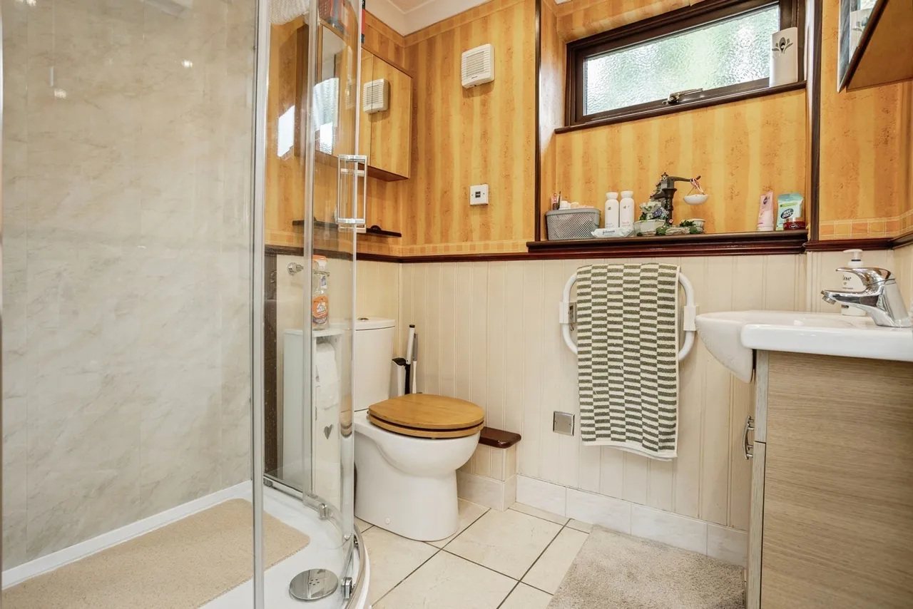 Burns Road, Loughborough, LE11, photo 9