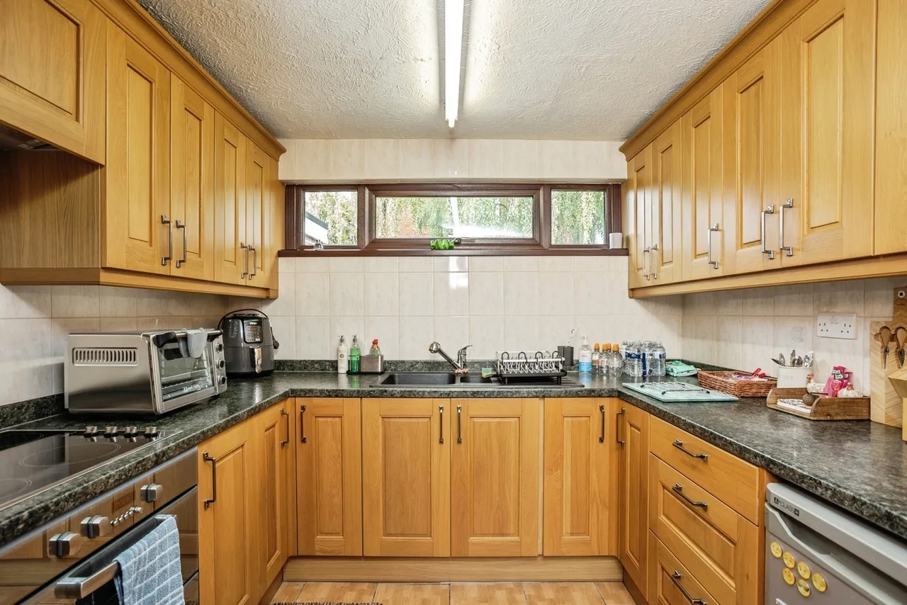 Burns Road, Loughborough, LE11, photo 4