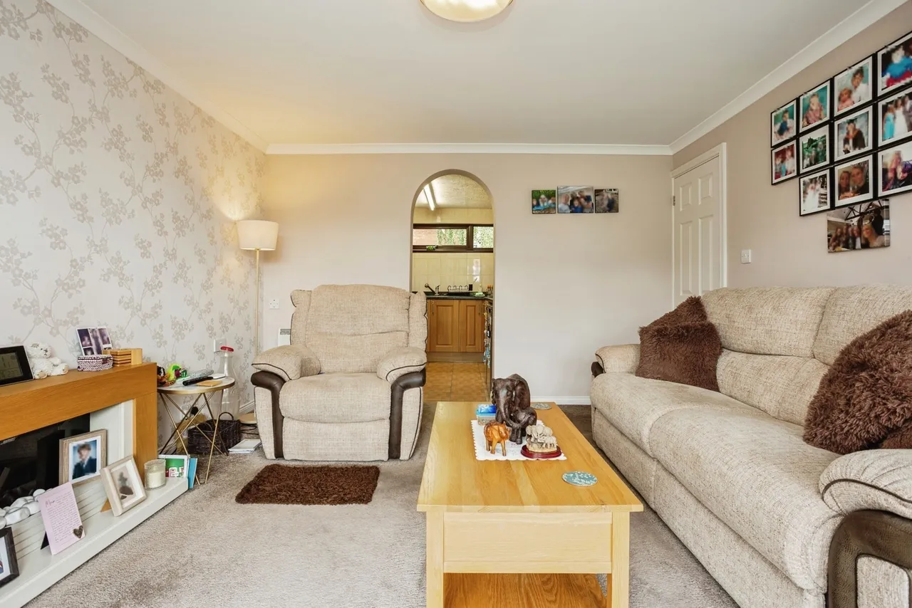 Burns Road, Loughborough, LE11, photo 10
