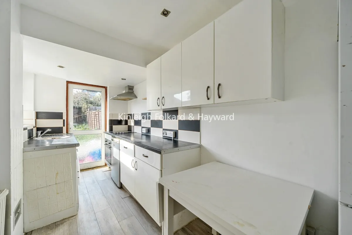 Braid Avenue, London, W3, photo 12