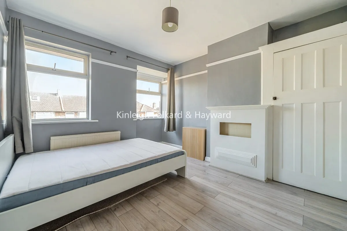 Braid Avenue, London, W3, photo 10