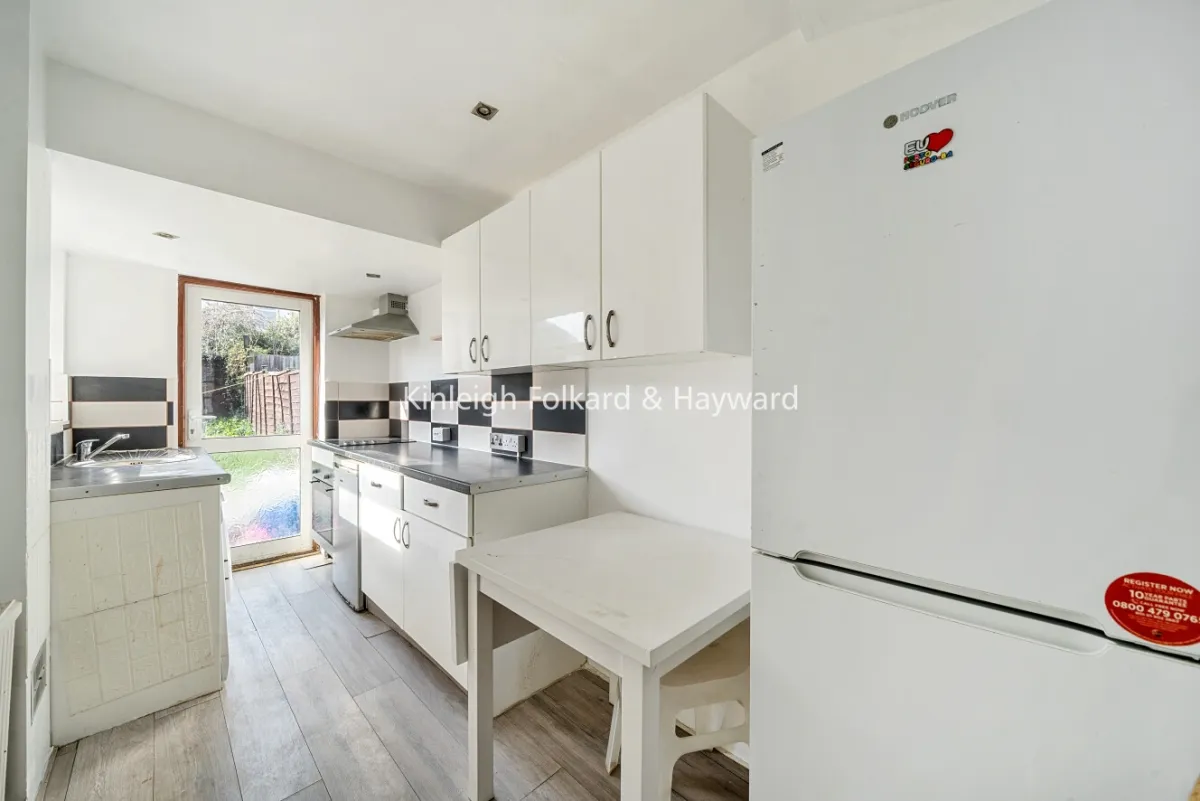 Braid Avenue, London, W3, photo 14