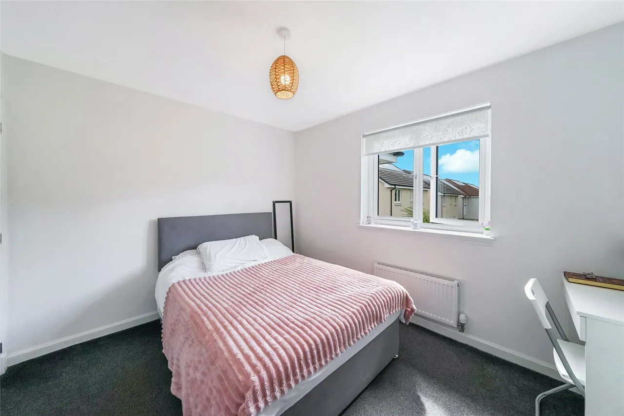 Berryfield Crescent, Alva, Clackmannanshire, FK12, photo 12