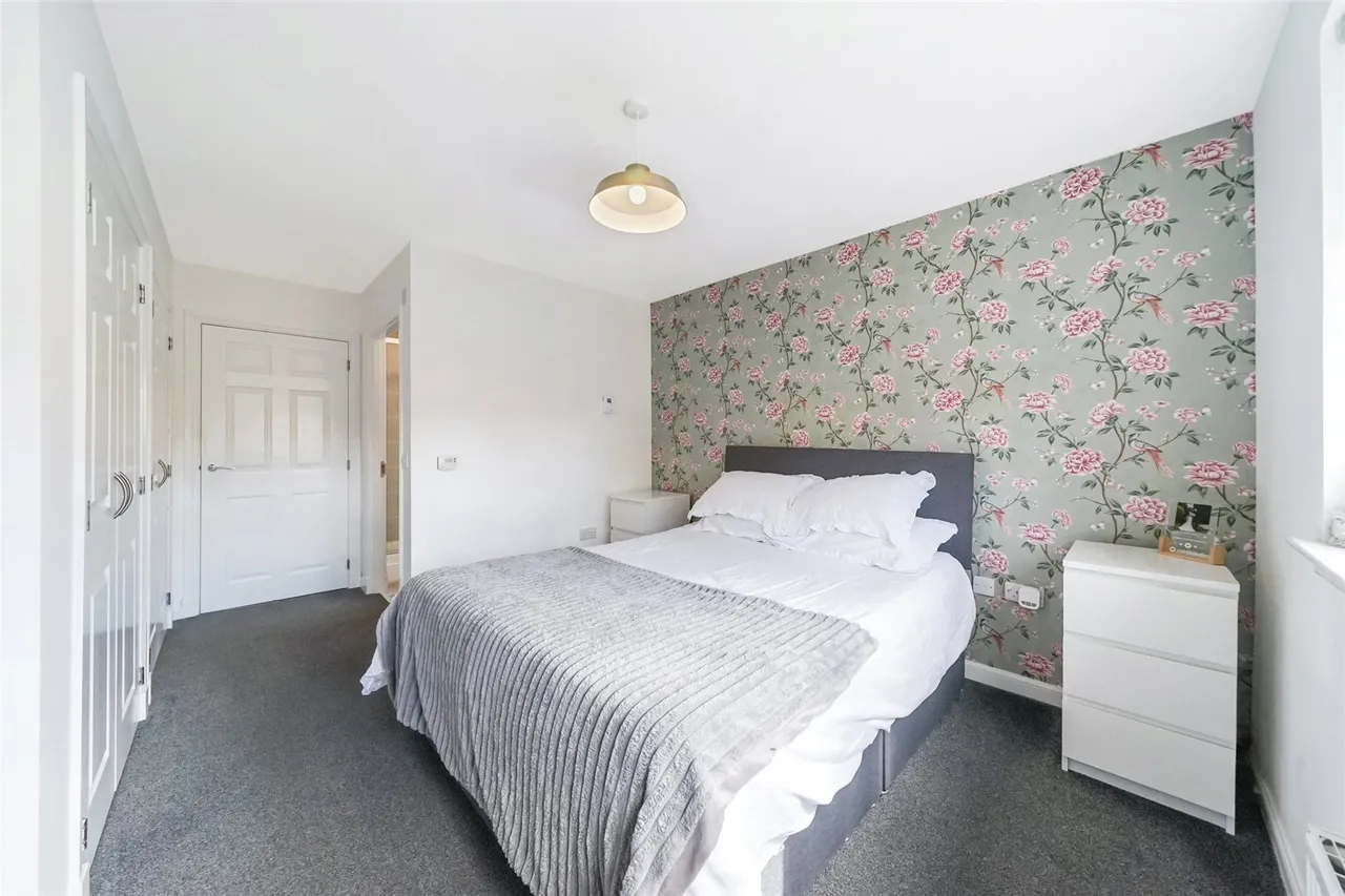 Berryfield Crescent, Alva, Clackmannanshire, FK12, photo 9