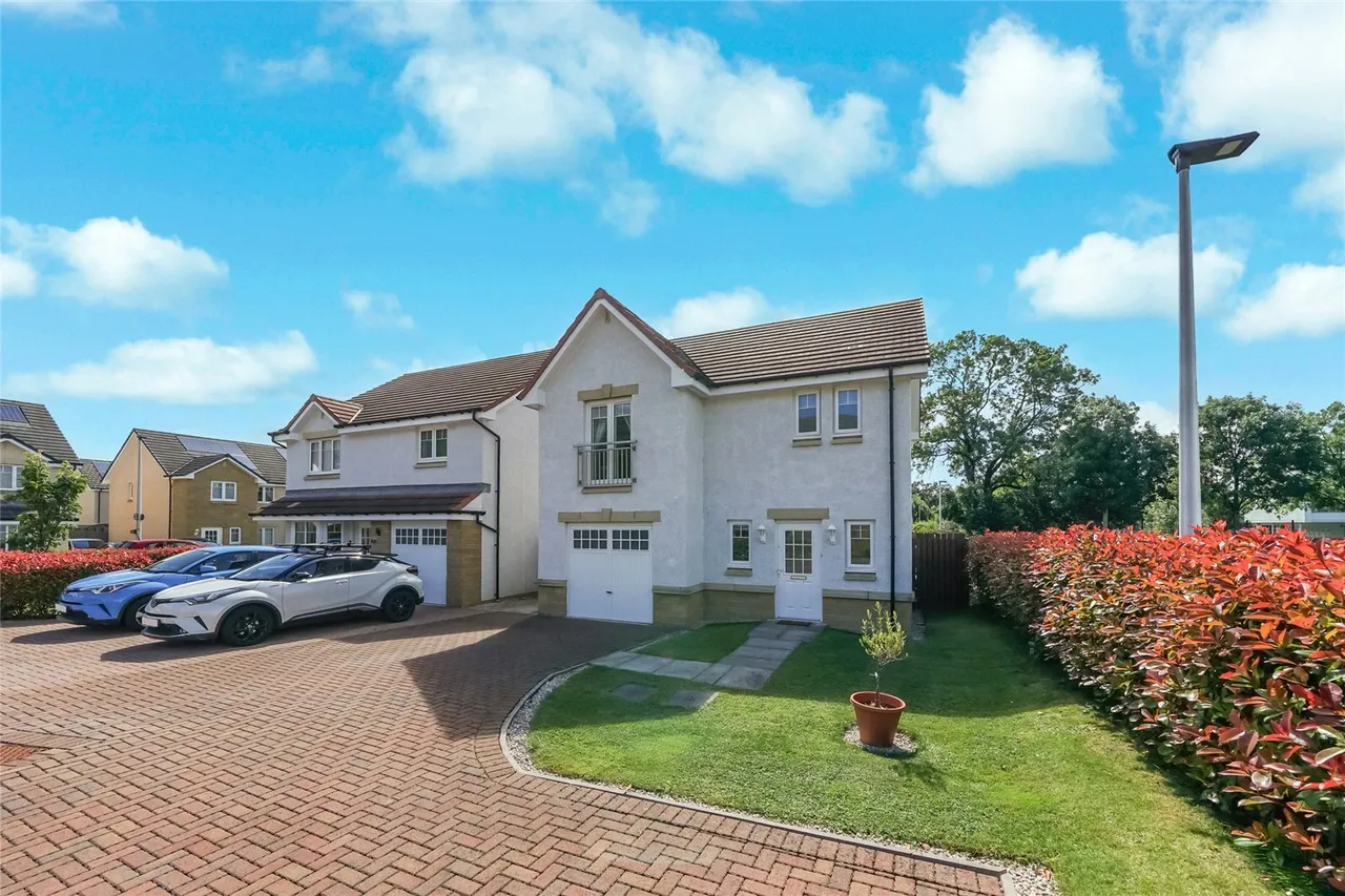 3 bed house for sale — Berryfield Crescent, Alva, Clackmannanshire, FK12