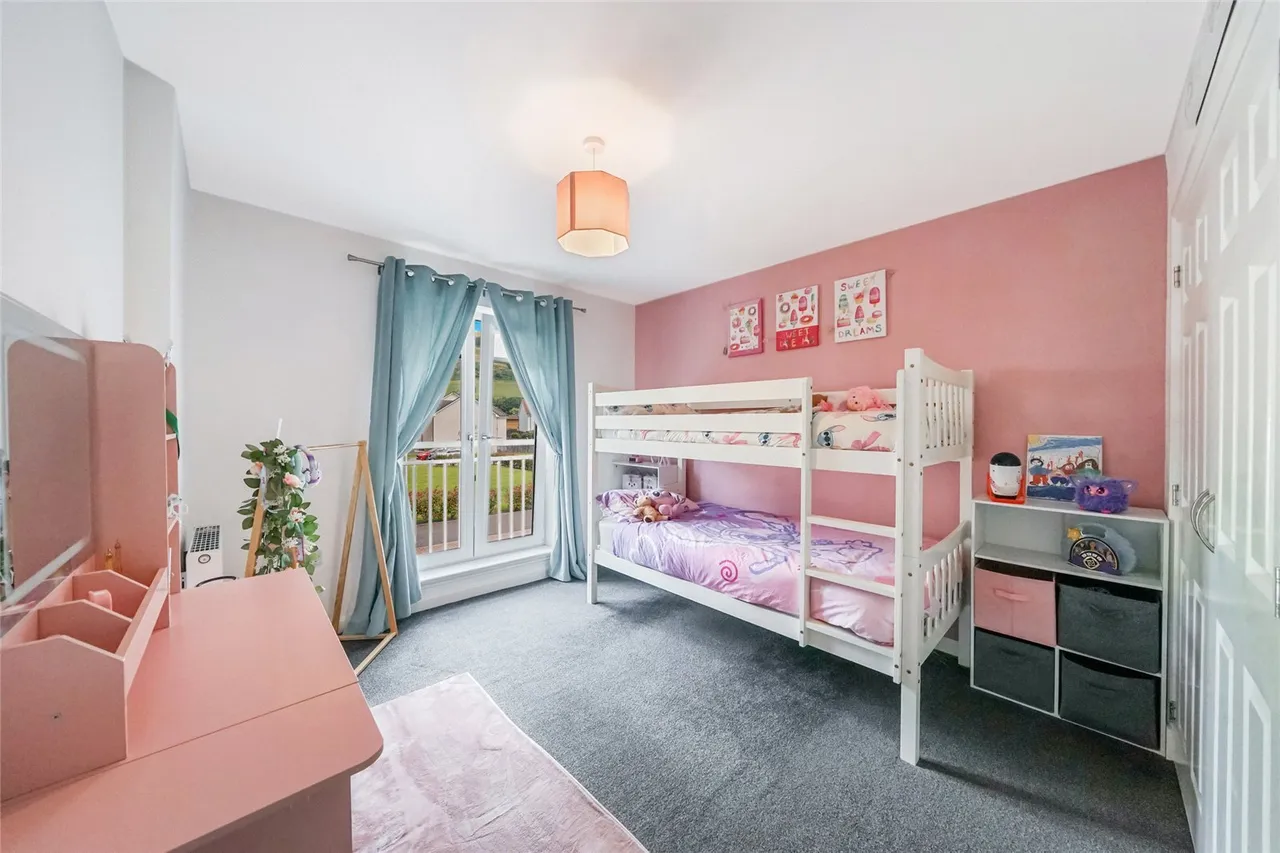 Berryfield Crescent, Alva, Clackmannanshire, FK12, photo 14