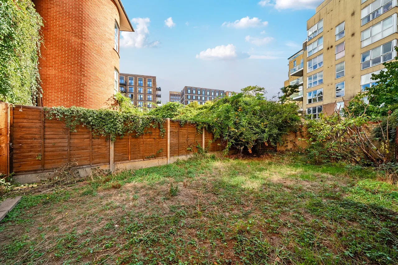 Wolfe Crescent, Rotherhithe, SE16, photo 18