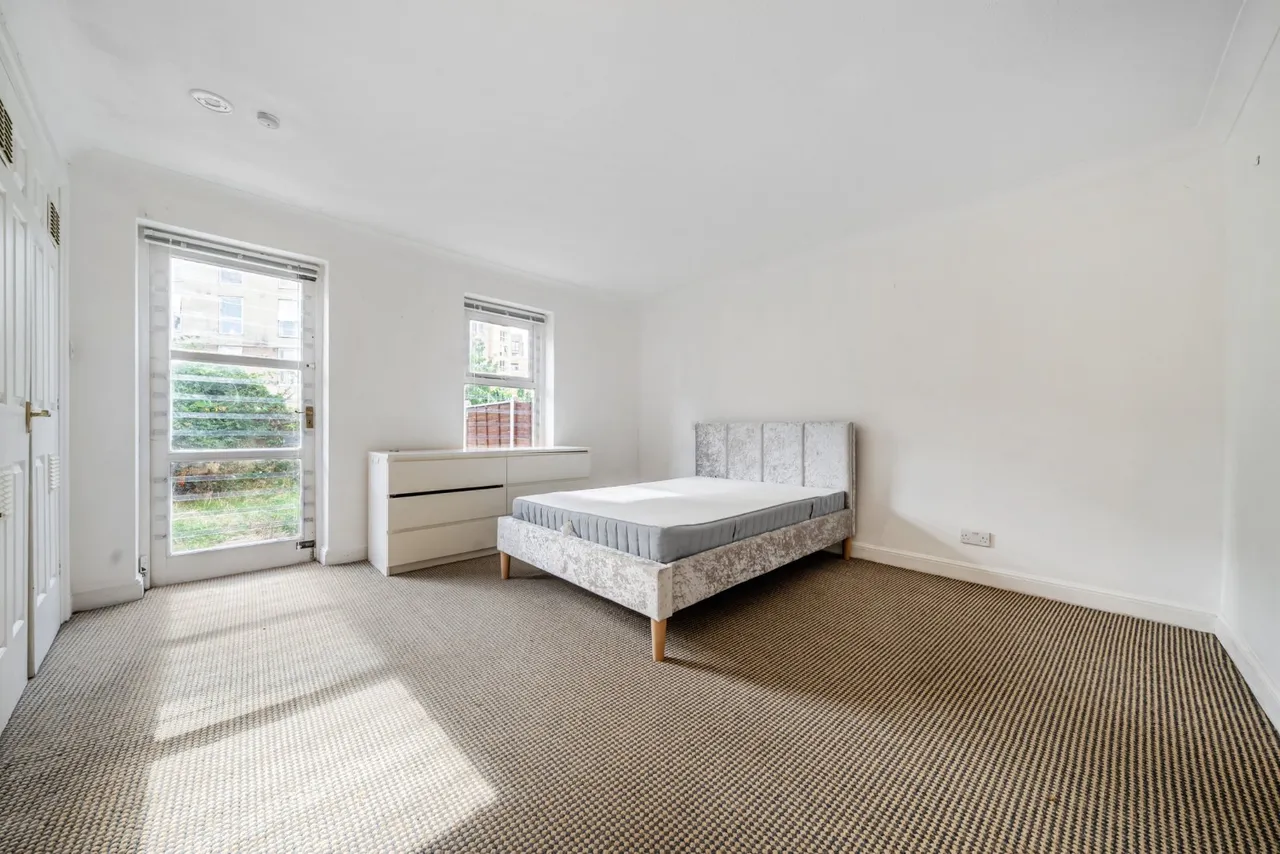 Wolfe Crescent, Rotherhithe, SE16, photo 17