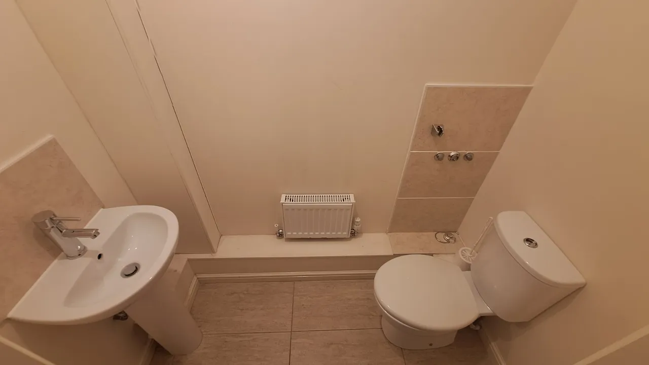 Sandringham Court, York, YO31, photo 11