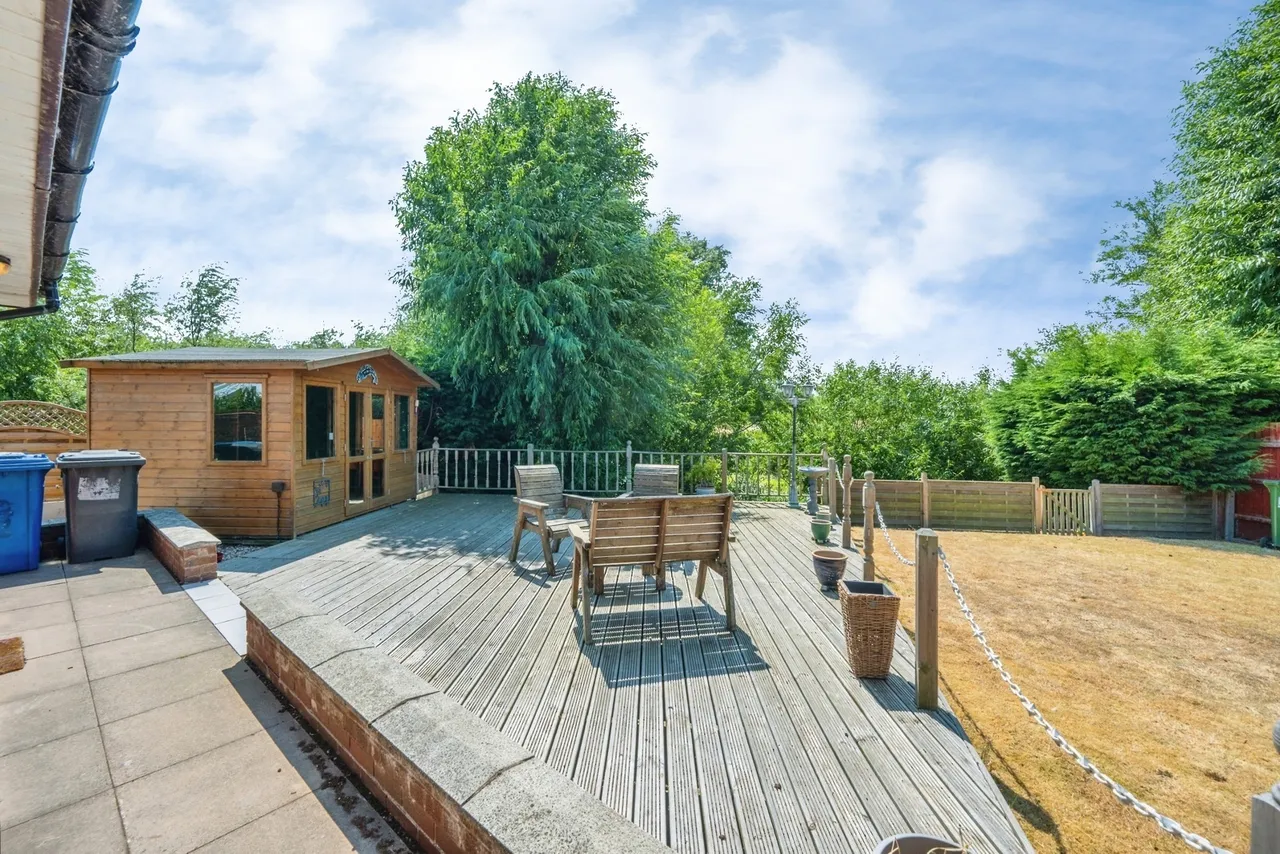 The Bungalow, Tamworth, Staffordshire, B79, photo 13