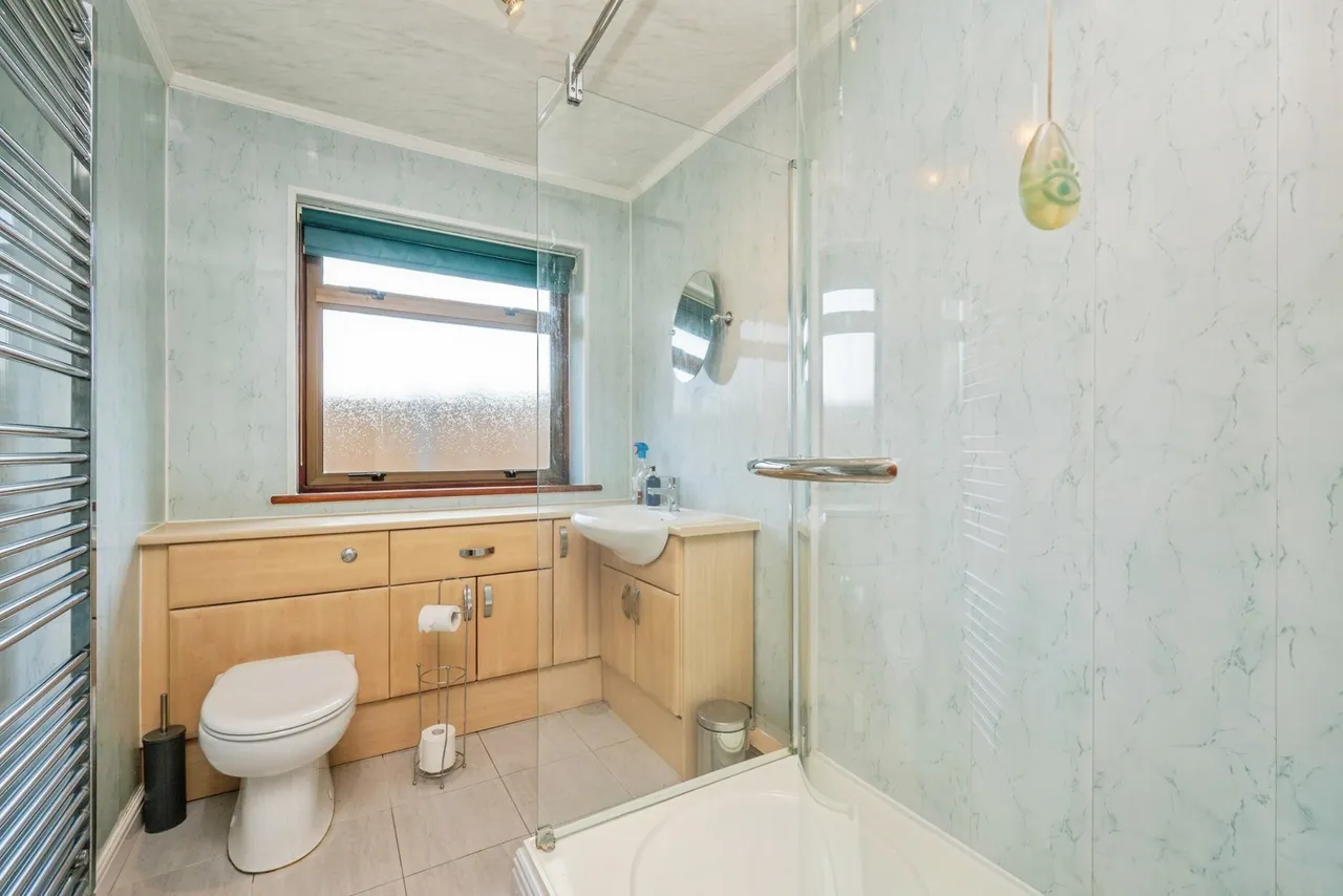 The Bungalow, Tamworth, Staffordshire, B79, photo 23