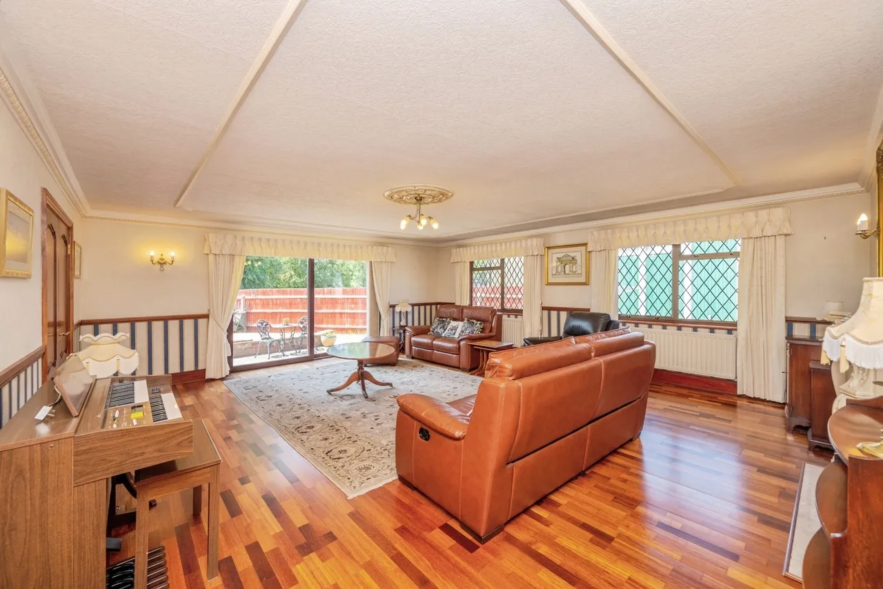 The Bungalow, Tamworth, Staffordshire, B79, photo 18