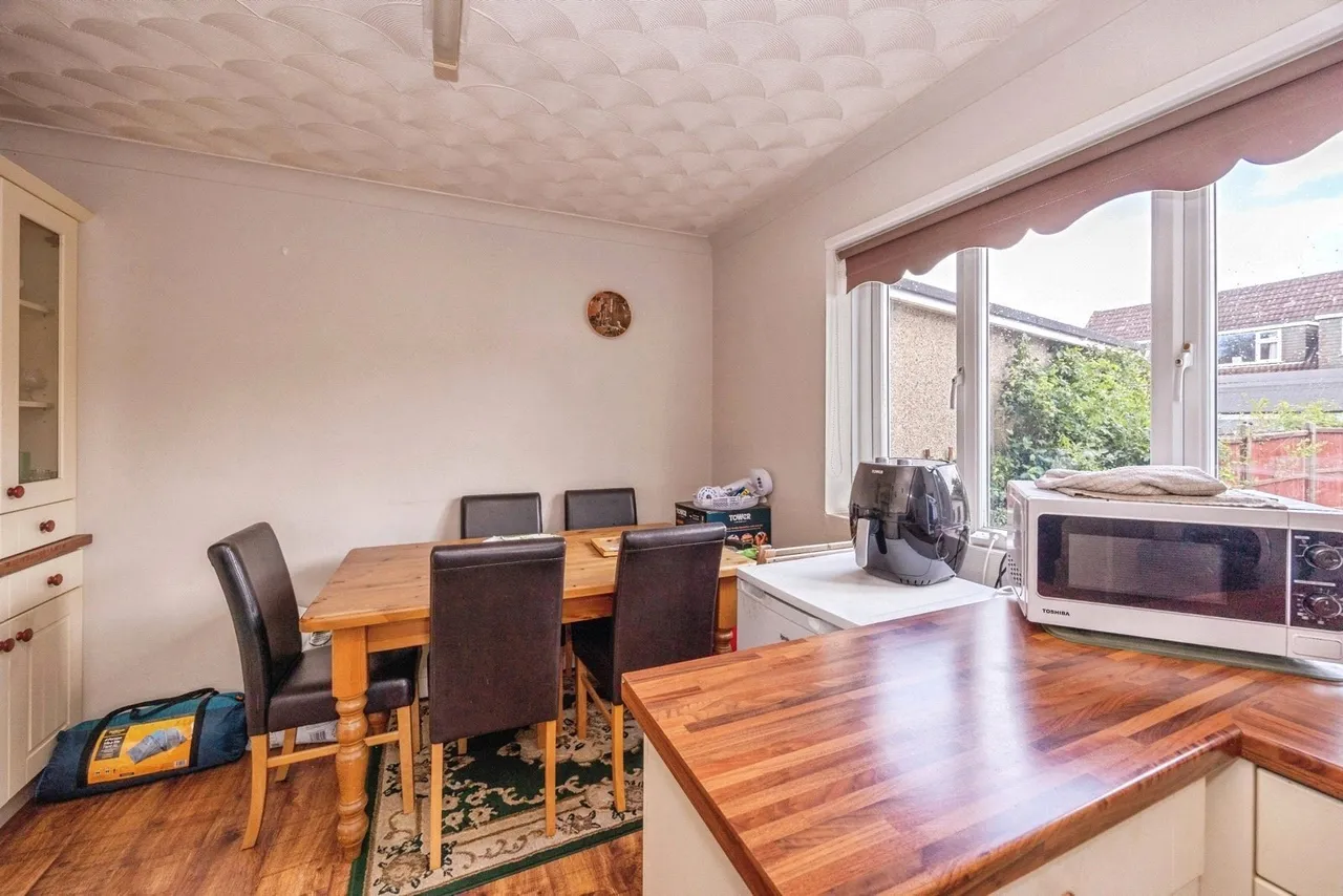 Padnell Avenue, Waterlooville, PO8, photo 5