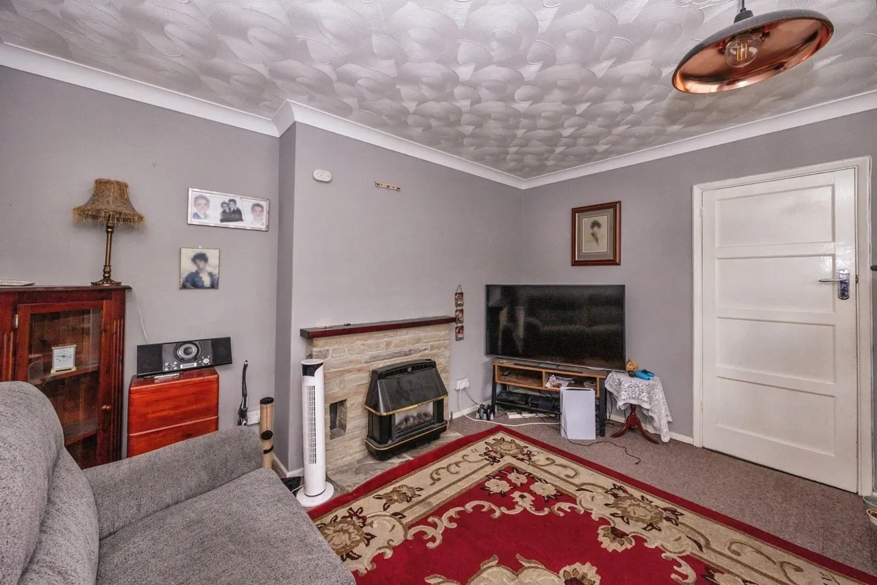 Padnell Avenue, Waterlooville, PO8, photo 3