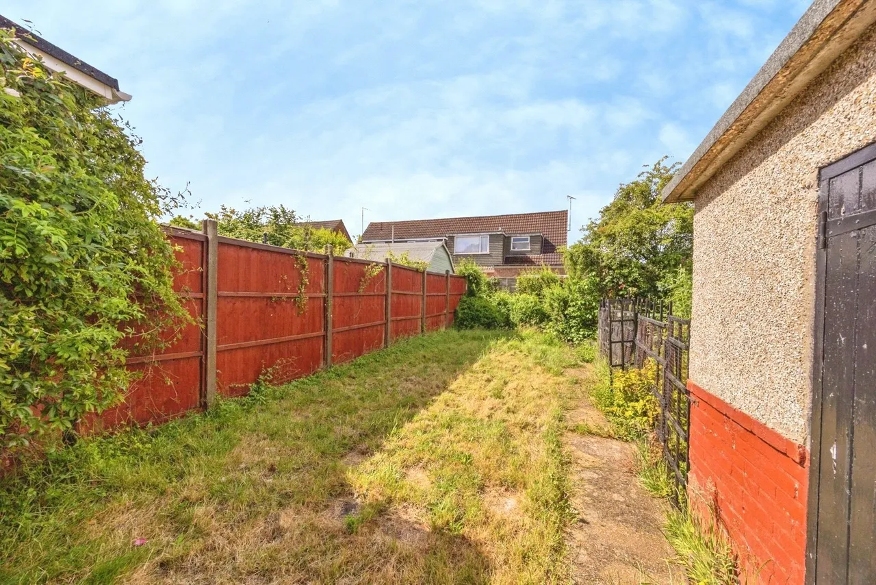 Padnell Avenue, Waterlooville, PO8, photo 12