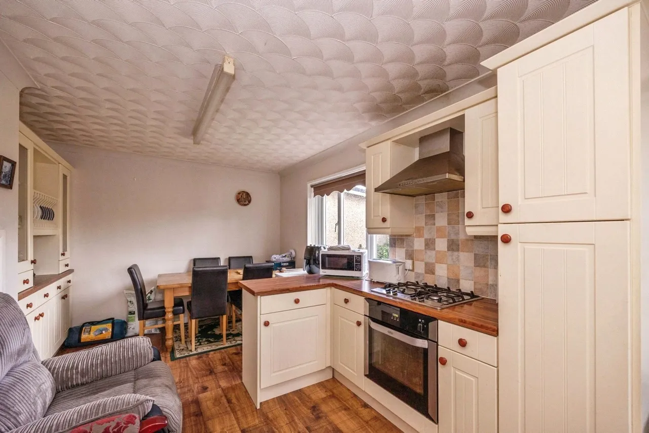 Padnell Avenue, Waterlooville, PO8, photo 13