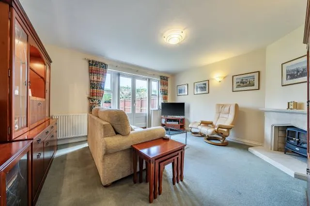 Magdalen Place, Carterton, OX18, photo 7