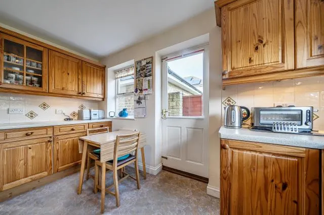 Magdalen Place, Carterton, OX18, photo 11