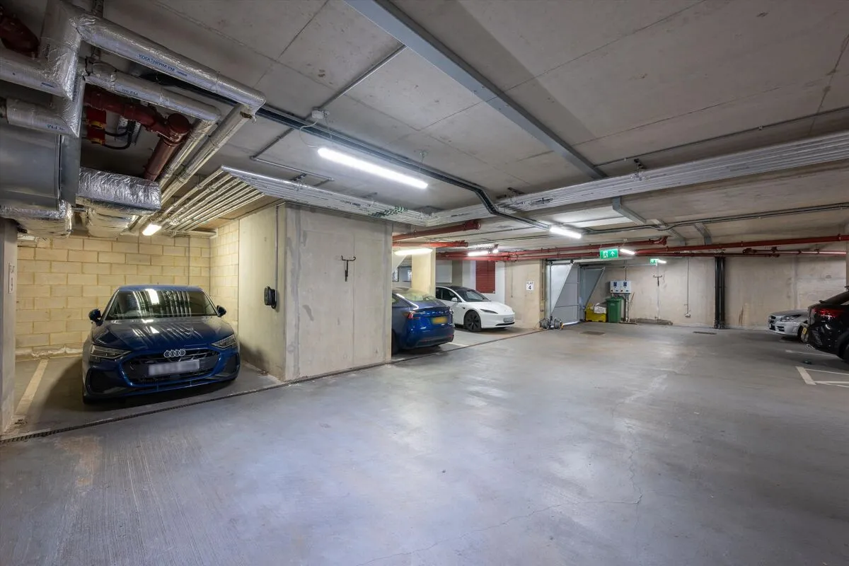 Netherhall Gardens, London, NW3, photo 19