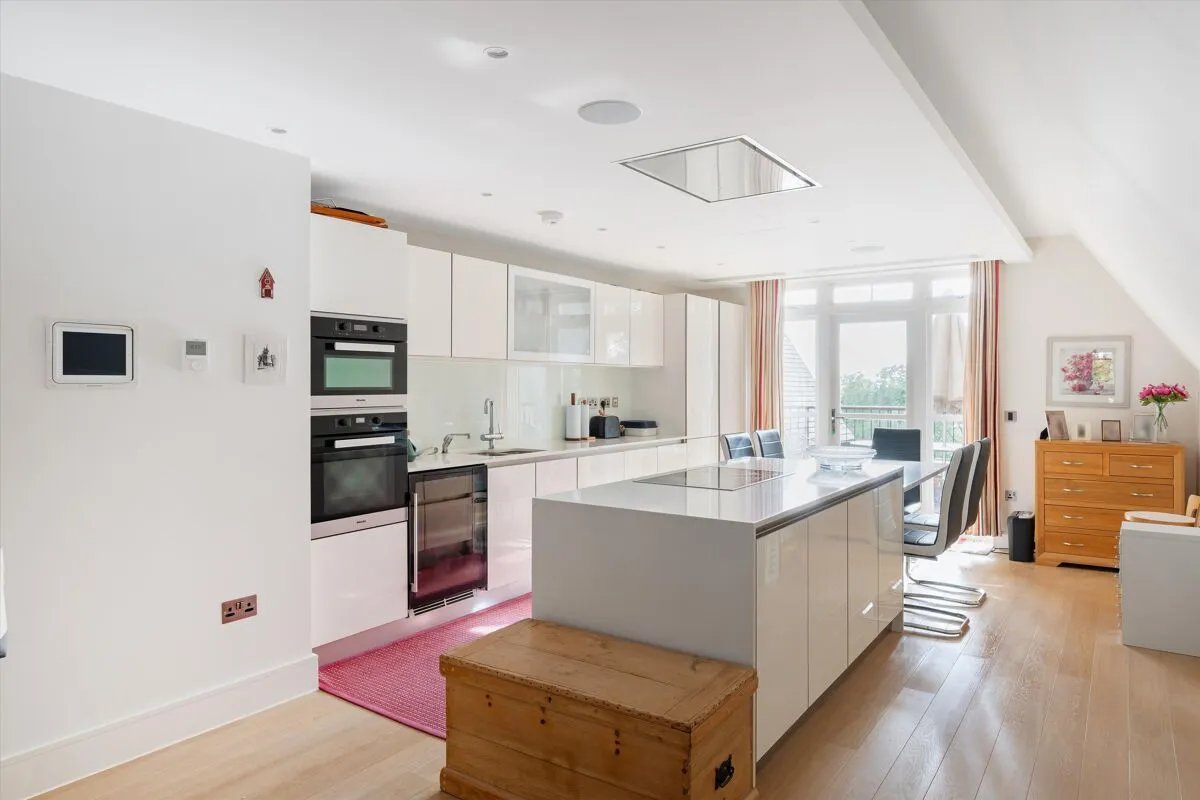 Netherhall Gardens, London, NW3, photo 3