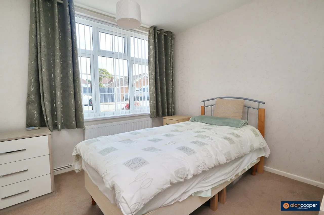 Ferndale Close, Nuneaton, CV11, photo 16