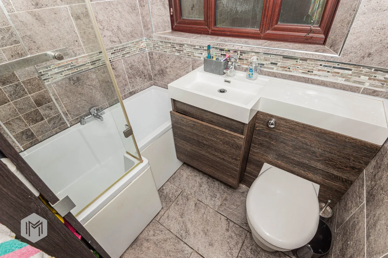 Blenheim Road, Bolton, BL2 6EA, photo 10