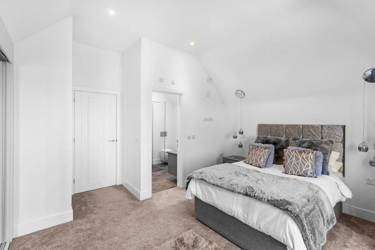 Avenue Road, Rushden, NN10, photo 19