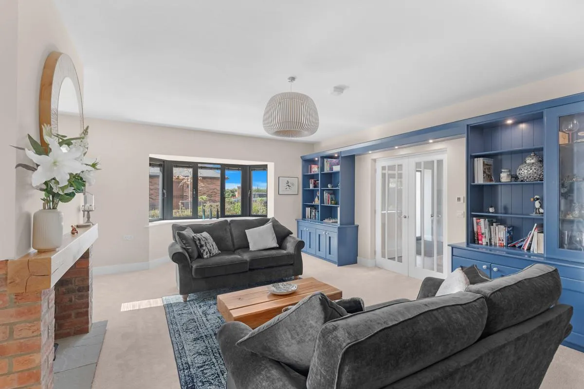 Avenue Road, Rushden, NN10, photo 5