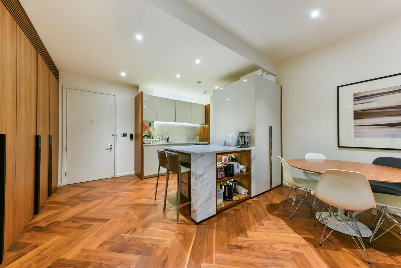 Embassy Gardens, Nine Elms, SW11, photo 4