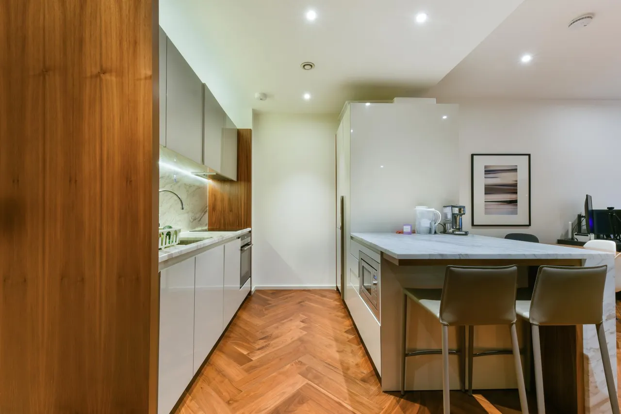 Embassy Gardens, Nine Elms, SW11, photo 5