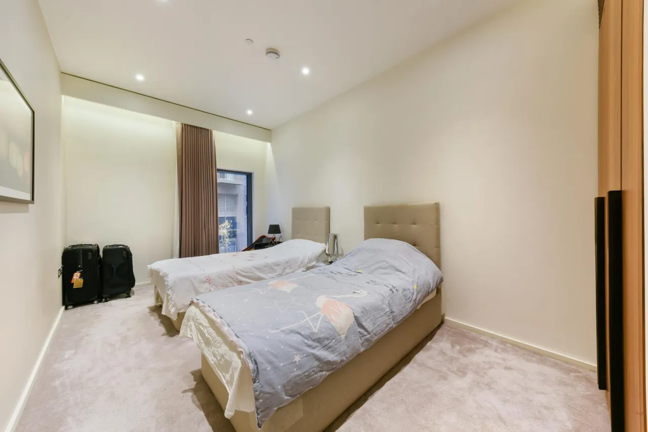 Embassy Gardens, Nine Elms, SW11, photo 11