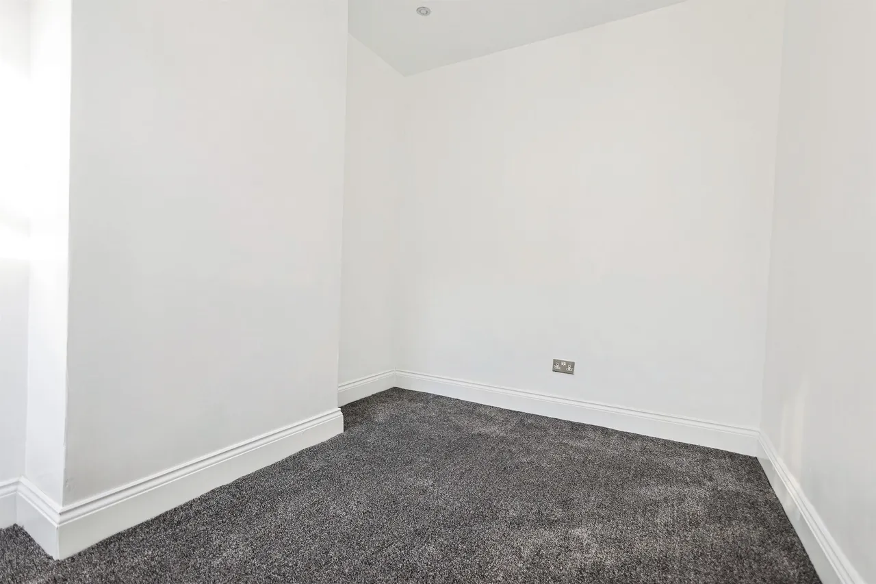 Malmesbury Road, Birmingham, B10, photo 6