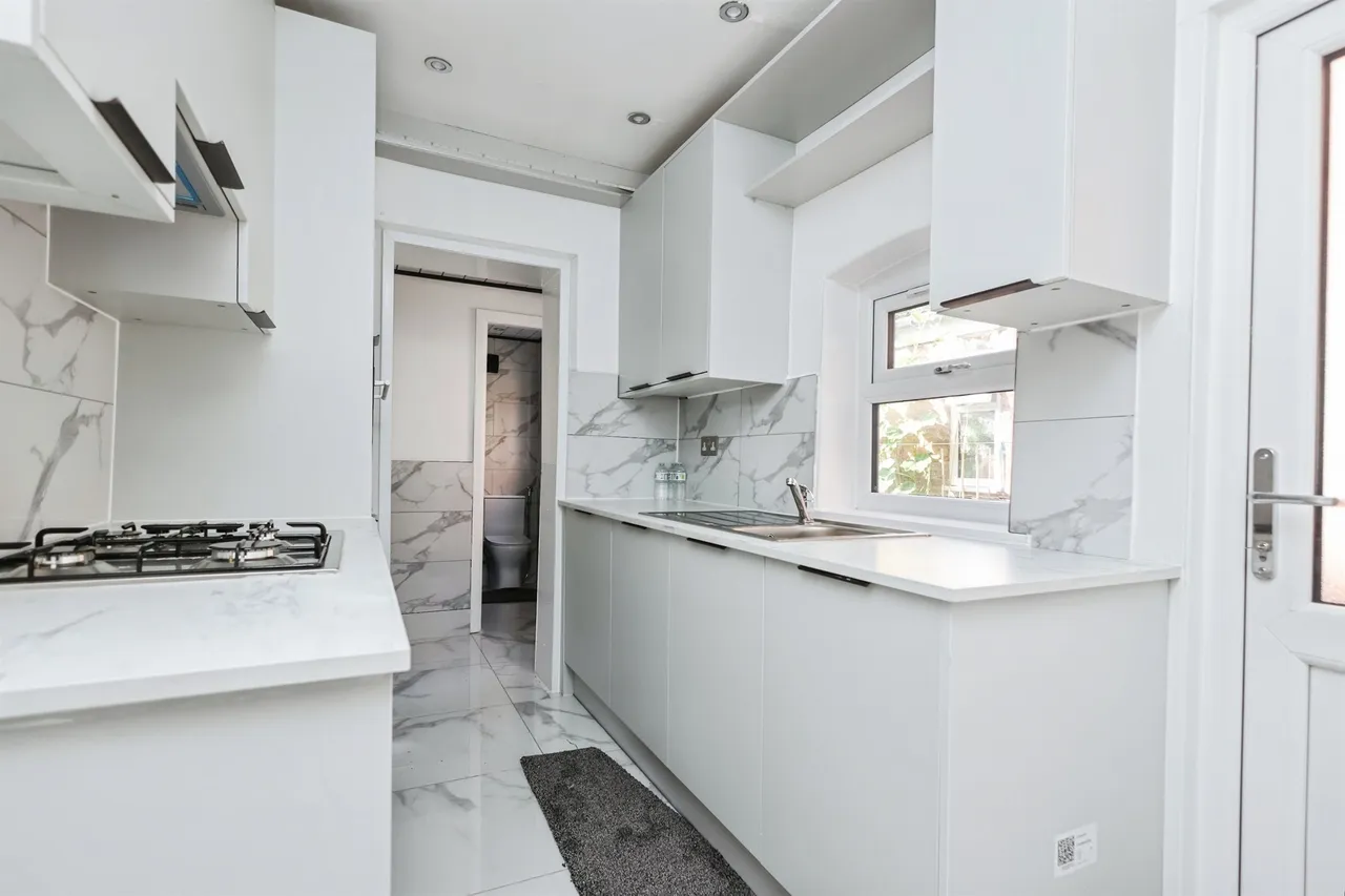 Malmesbury Road, Birmingham, B10, photo 2
